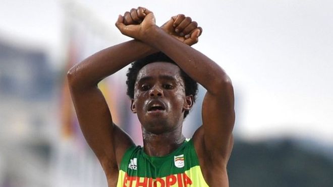 Feyisa Lilesa, OLYMPIC GAMES 2016, Protest
